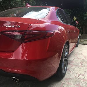 Giulia 2.2 180 CV - Rosso Alfa