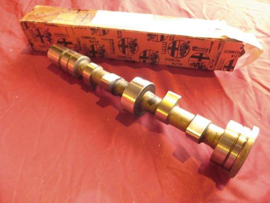 00 60537371 - 546232 - Sud - 33 camshaft .JPG