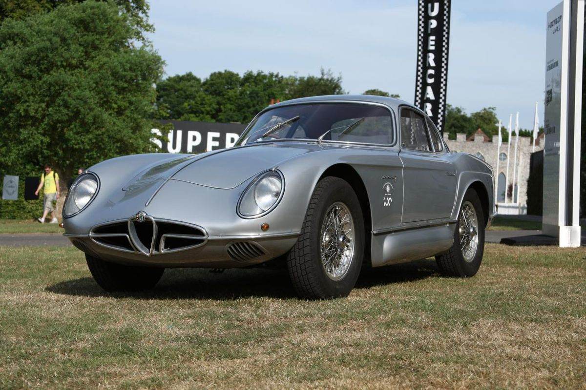 1200px-Alfa_Romeo_2000_Sportiva_Goodwood.jpg