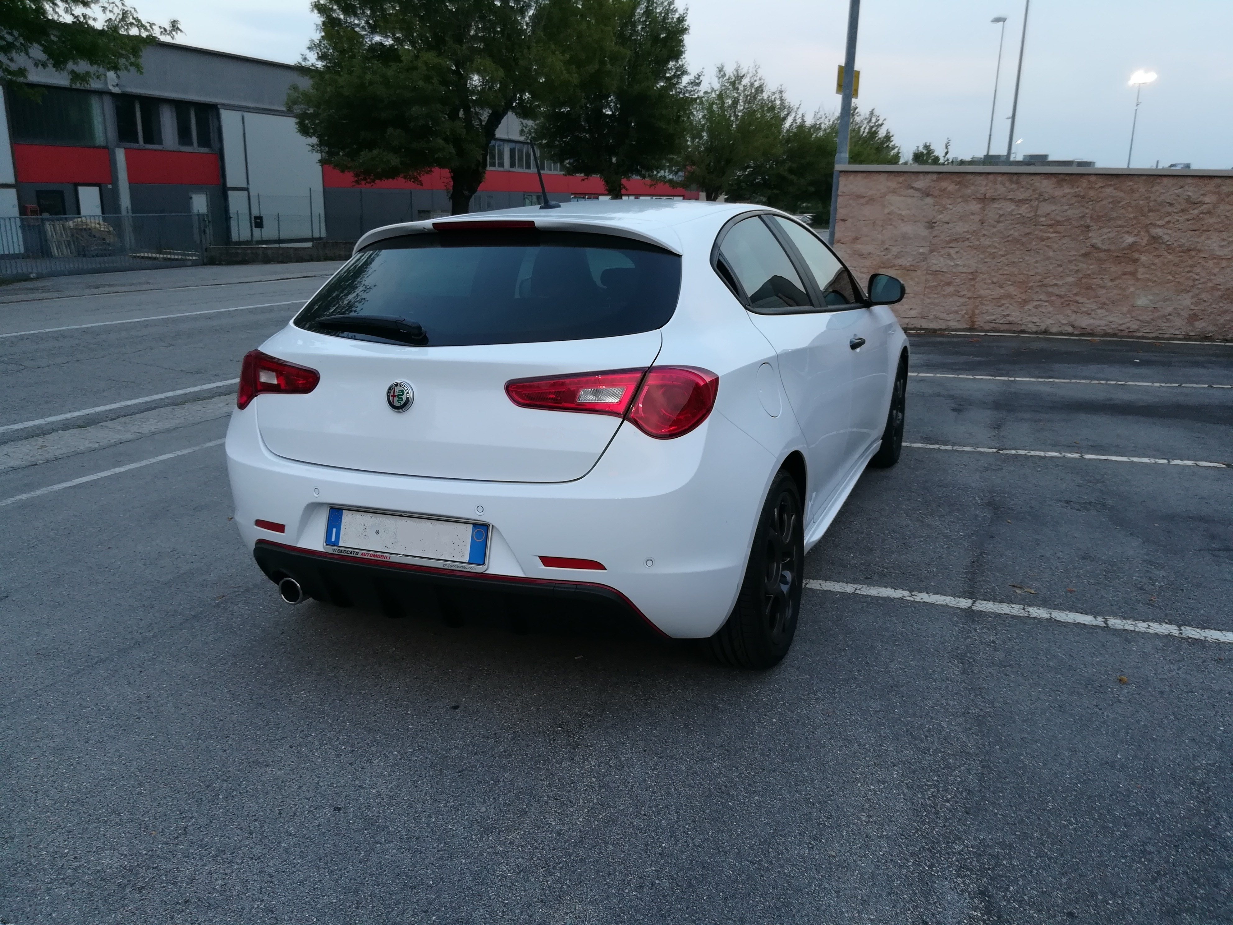 Alfa Romeo Giulietta - 1.4 MA 150cv - Super - Pack Veloce - Bianco Alfa -  2017 - VI - MY16