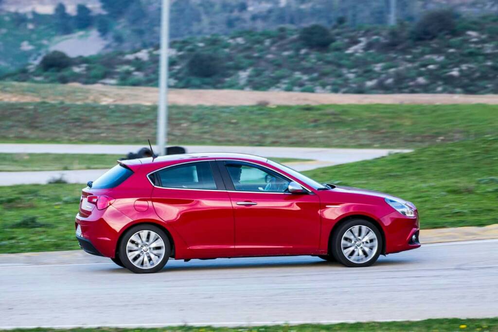 Alfa Romeo Giulietta 1 4 Tb 120cv My 2016 Super