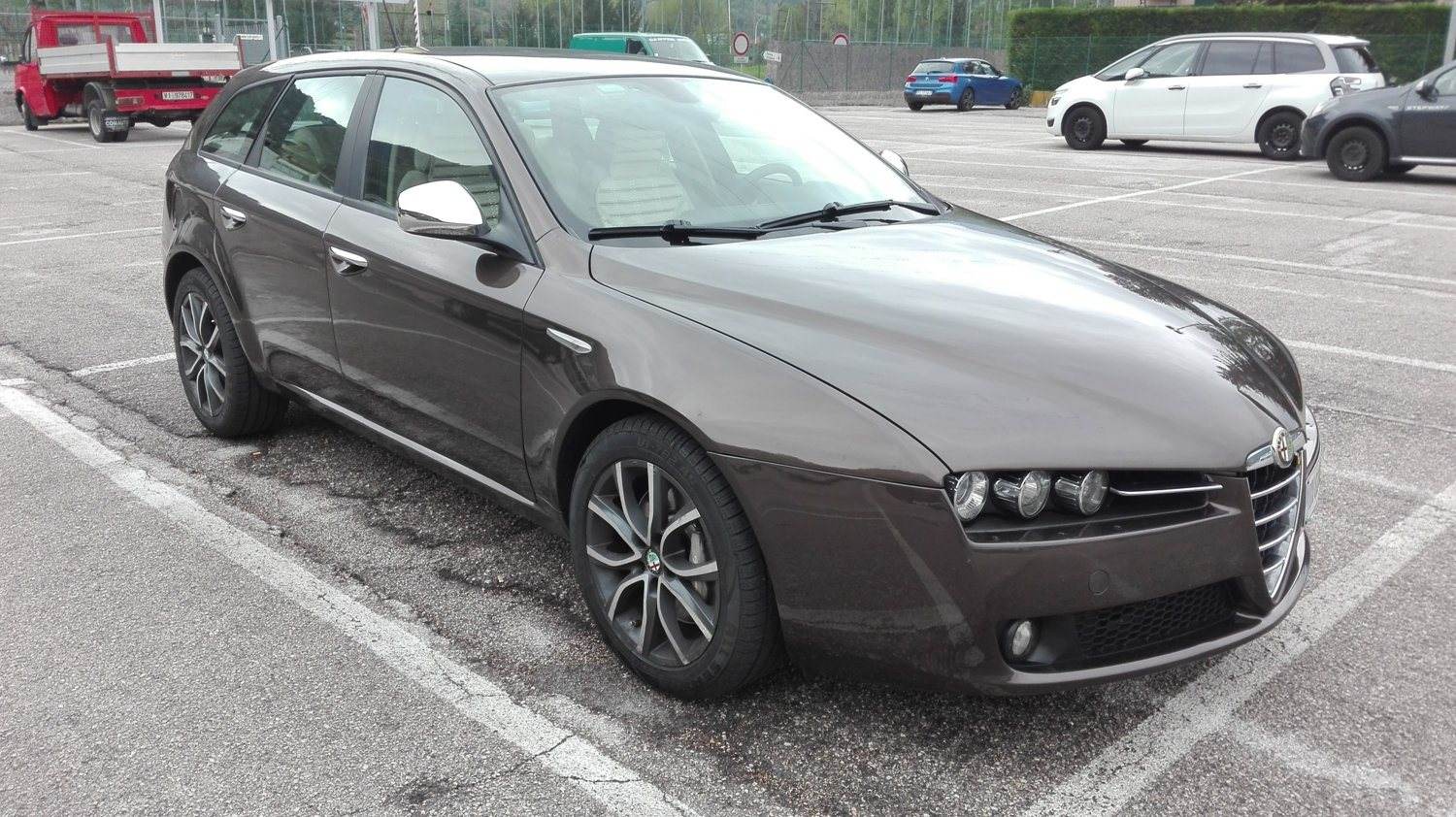 159 Sw 2.4 Jtdm 210 Cv Q4 Distinctive 2009.jpg