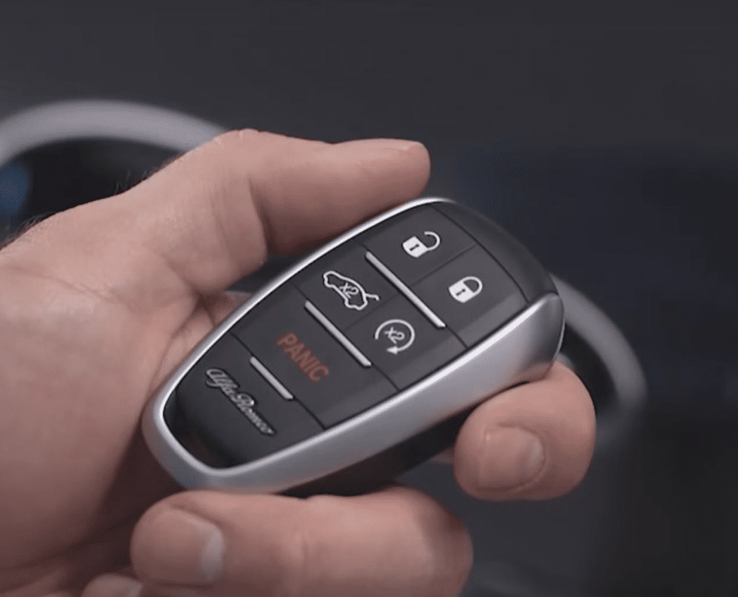 GUSCIO CHIAVE ALFA ROMEO KEYLESS GO RADIOCOMANDO 3 TASTI GIULIA STELVIO