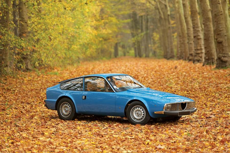 1972-alfa-romeo-1600-junior-zagato-pass-front.jpg