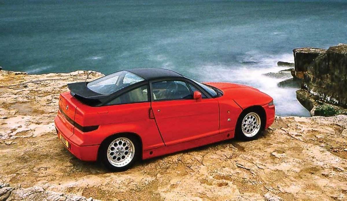 1989-zagato-alfa-romeo-sz-03.jpg