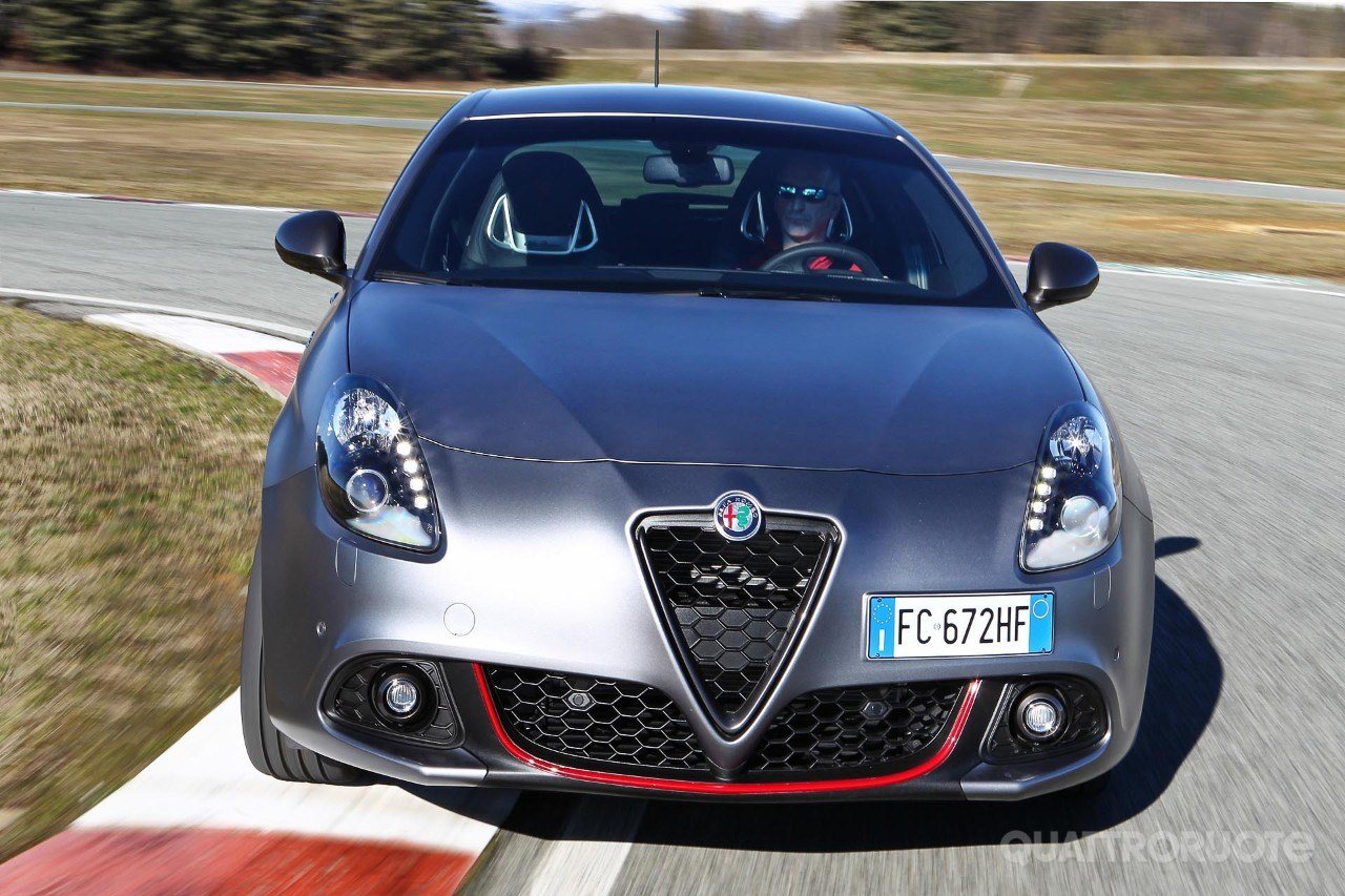 2016-alfa-romeo-giulietta-rest-uff-26.jpg