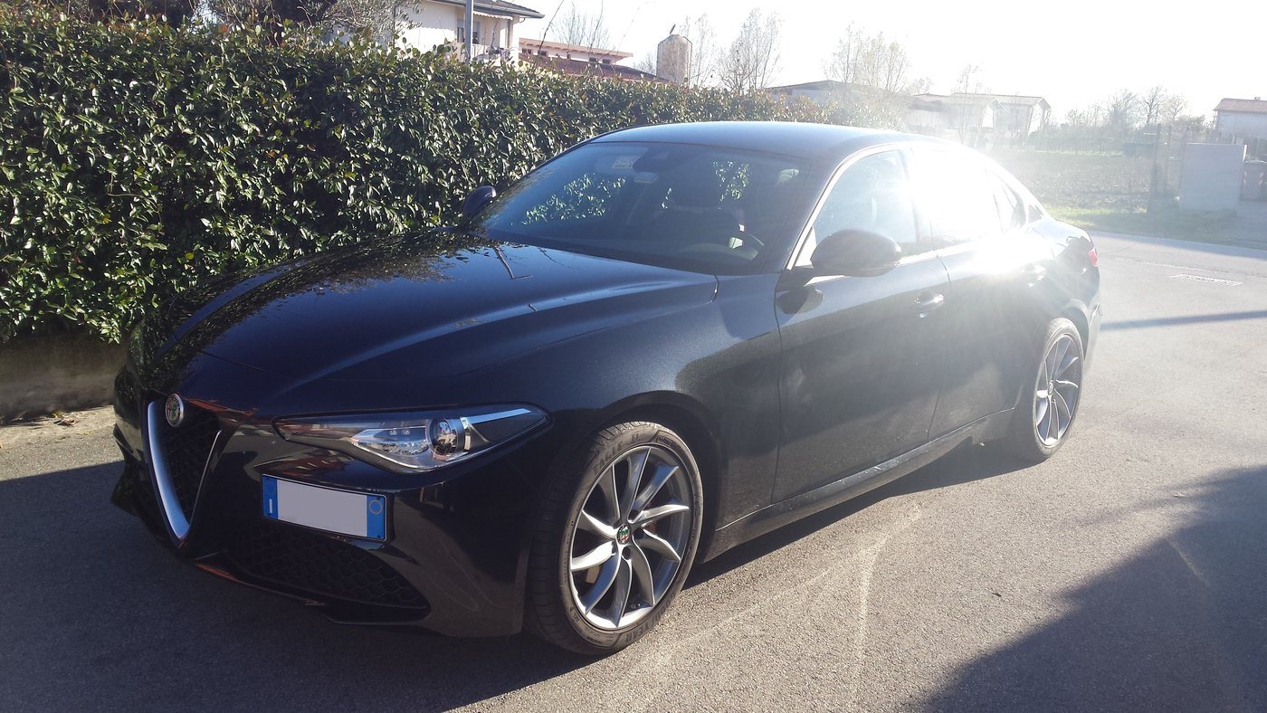 Alfa Romeo Giulia 2 2 Mjet 150cv At8 Super Nero
