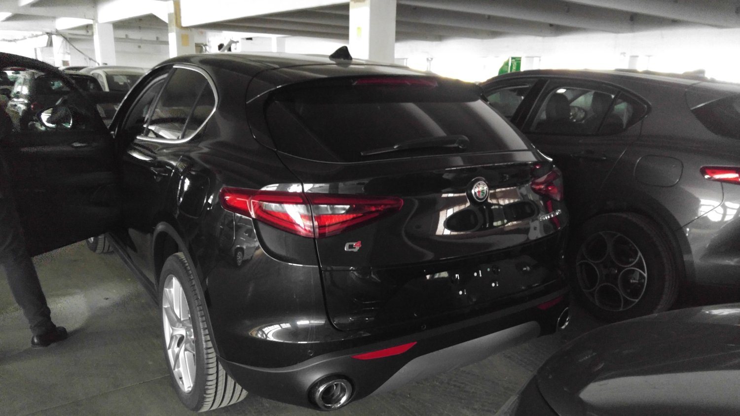 Alfa Romeo Stelvio 2 0 Tb 280cv Q4 At8 Nero