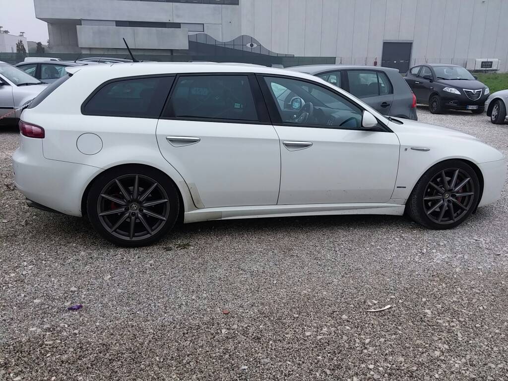 Alfa Romeo 159 Sportwagon 1750 Tbi Distinctive