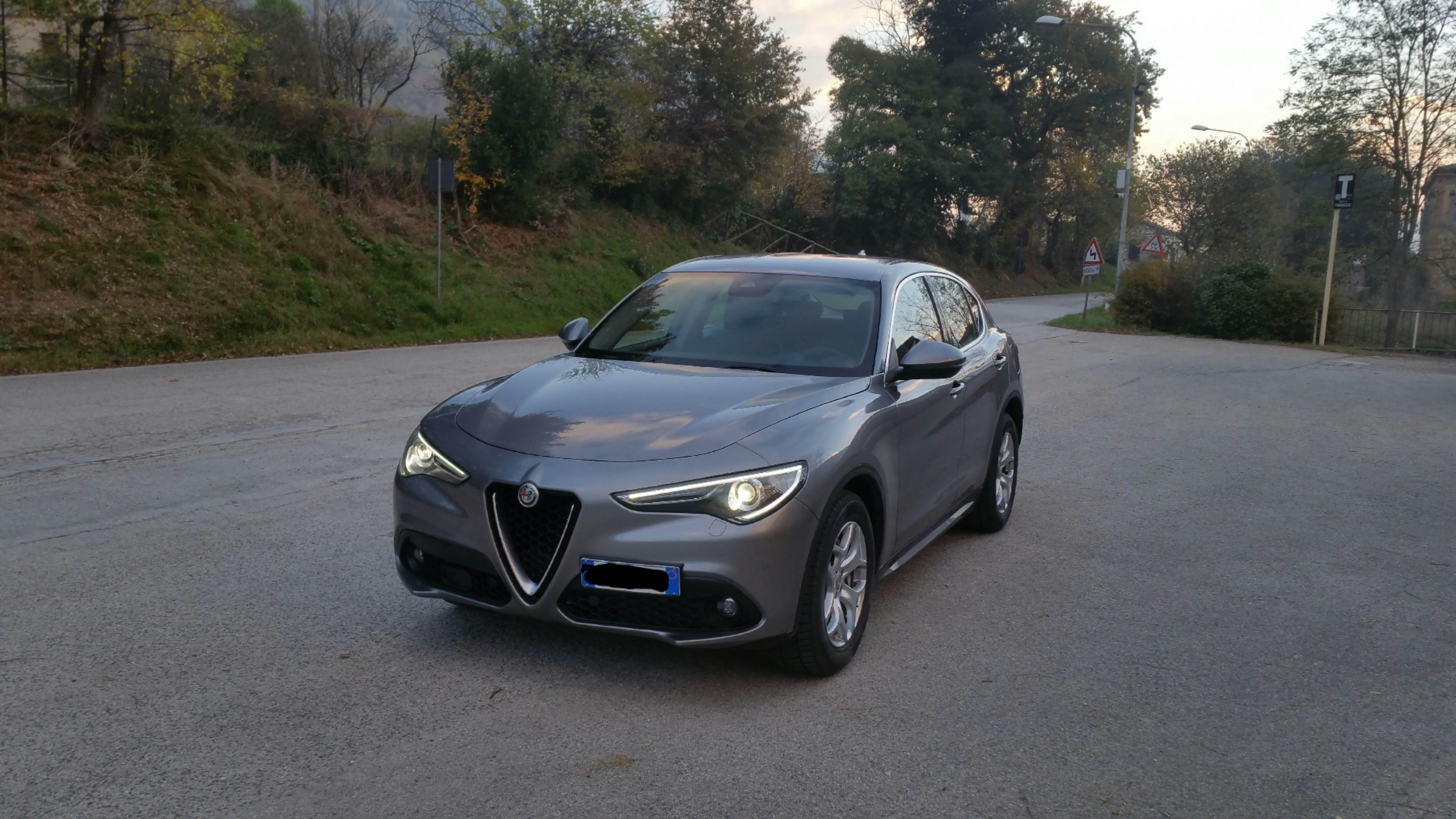Alfa Romeo Stelvio 2 2 Mjet 150cv At8 Super Grigio