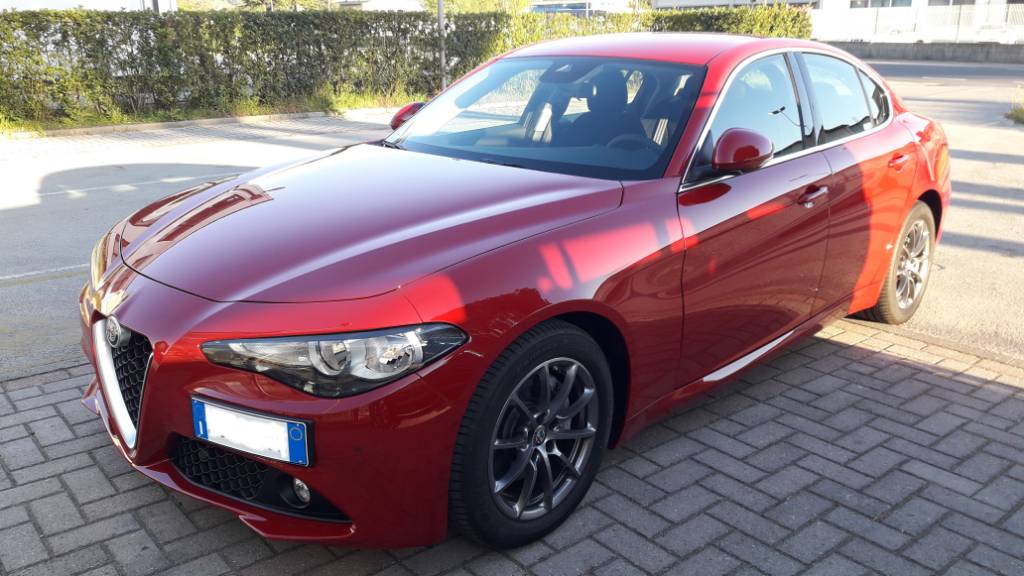 Alfa Romeo Giulia 2 2 Mjet 150cv Mt6 Giulia Rosso