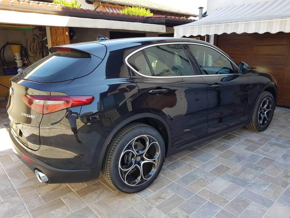 Alfa Romeo Stelvio 2 2 Mjet 210cv At8 Q4 Executive
