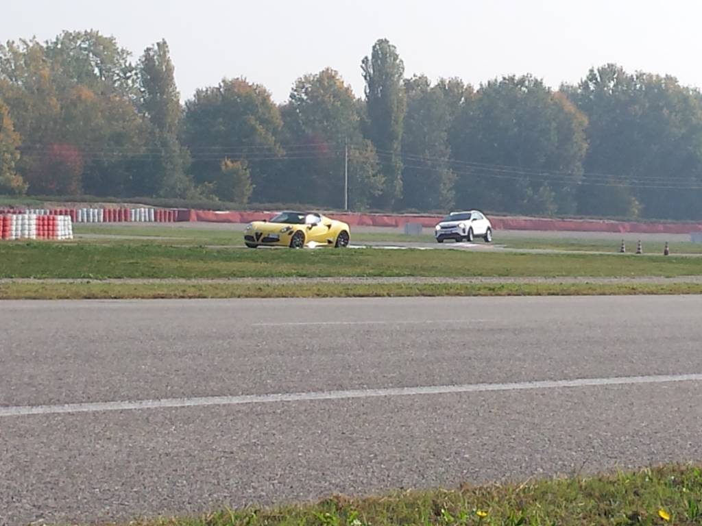 21e9892e449ff81e991e0e30daf53192.jpg
