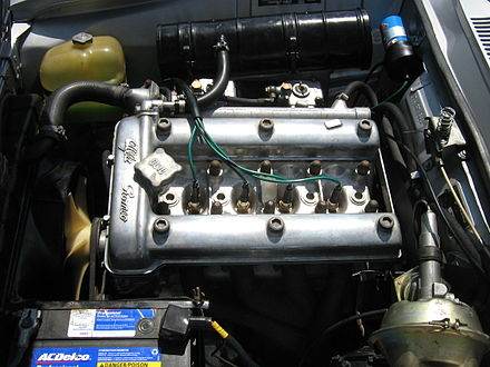 440px-Alfa_Romeo_1750_GTV_engine.jpg