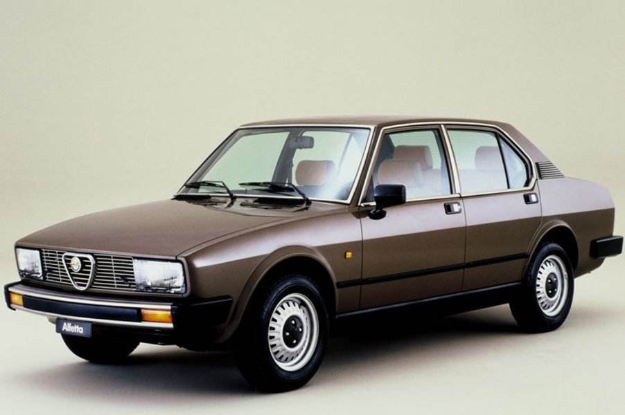 5-alfa-romeo-alfetta-1982-1.jpg