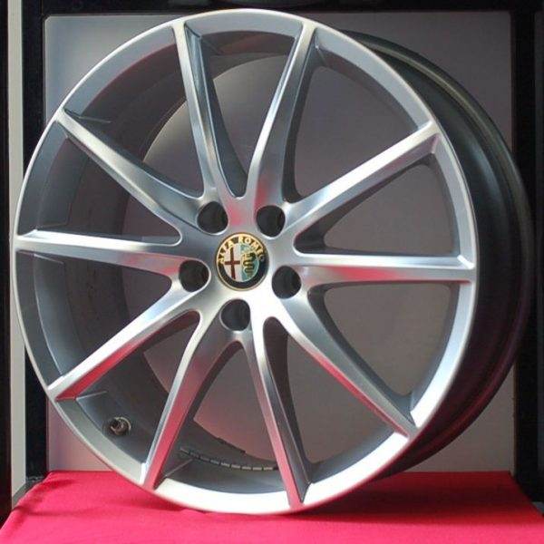 5521-KIT-CERCHI-IN-LEGA-5FB-VELOCE-E-PNEUMATICI-PIRELLI-ALFA-ROMEO-STELVIO-19-ORIGINALI-600x600.jpg