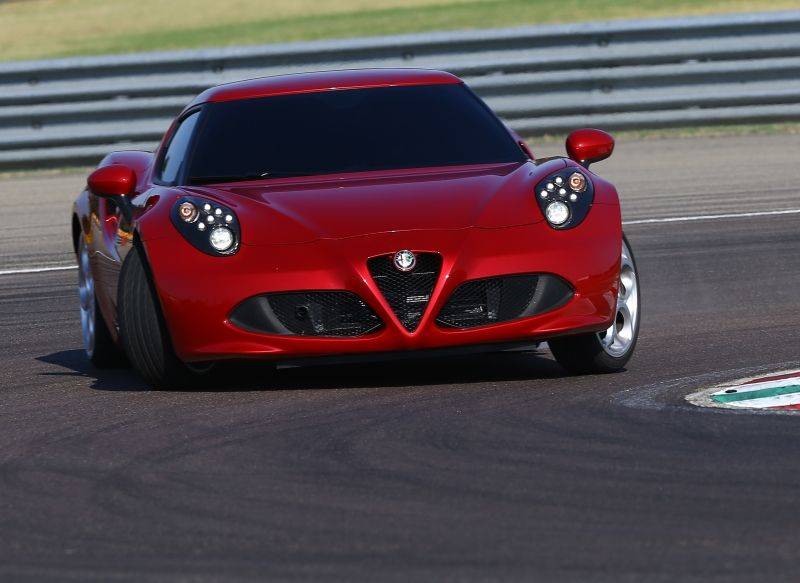 7928-alfa-romeo-4c.jpg