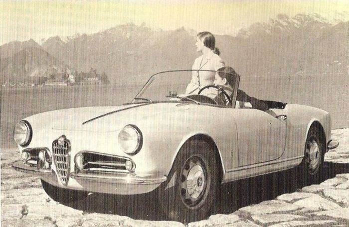800px-AR_Giulietta_spyder.jpg