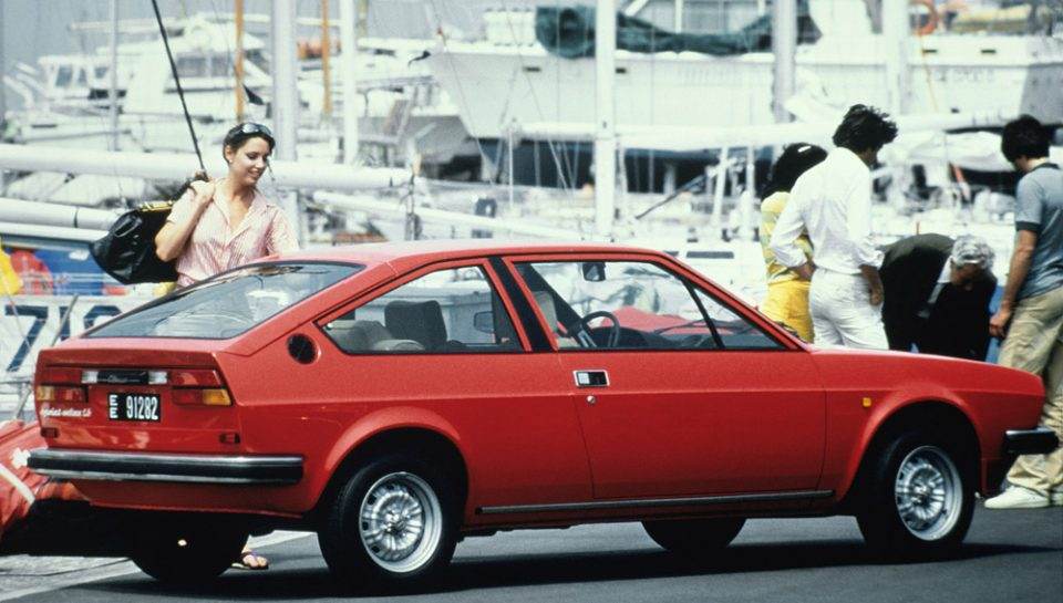 9-Alfa-Romeo-Alfasud-Sprint-tre-quarti-posteriore-960x545.jpg