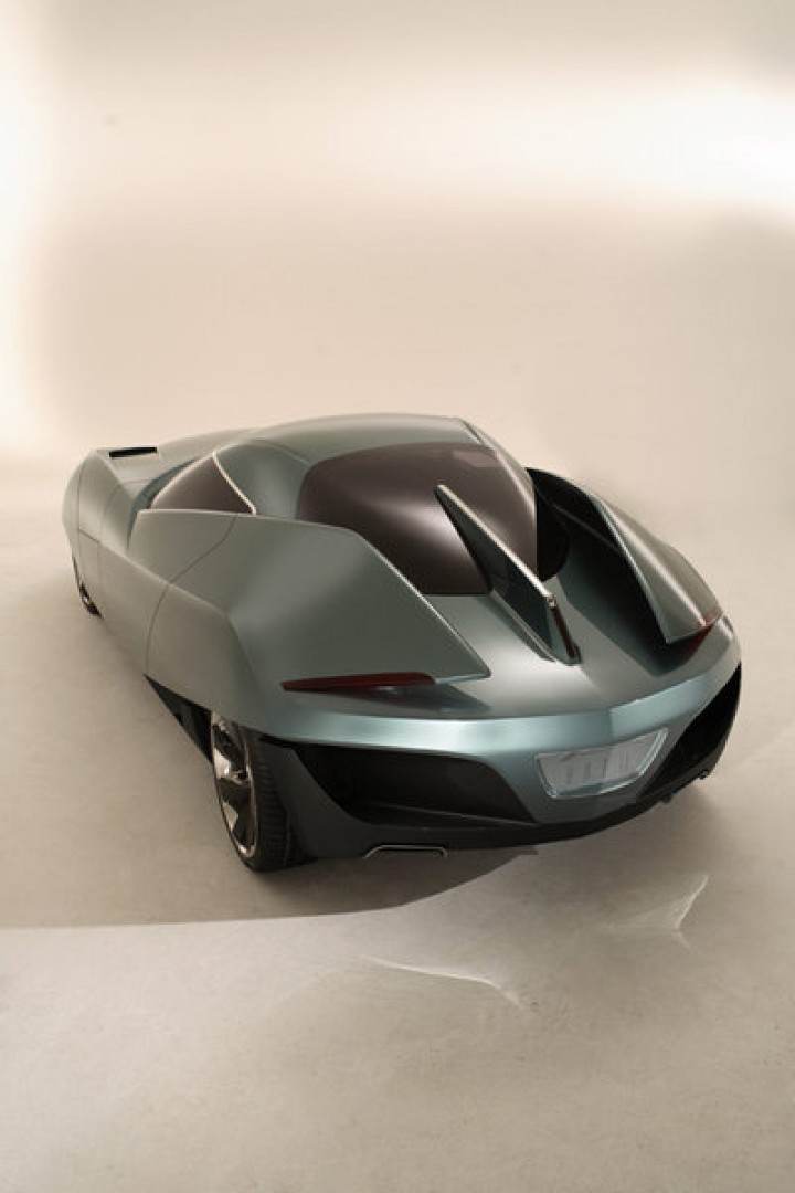 _Bertone-BAT-11-DK-Concept-01-lg-720x1080.jpg