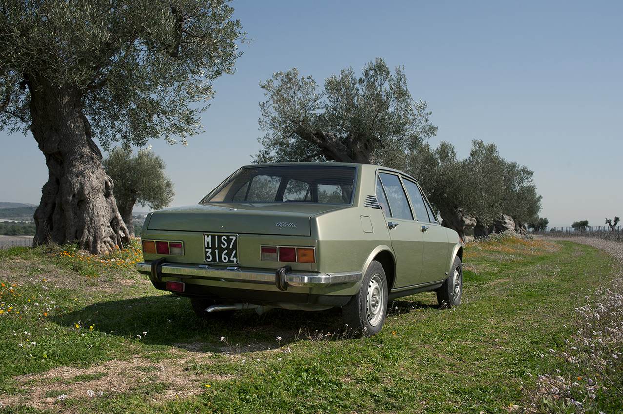 alfa-romeo-alfetta-1800-1973-3.jpg