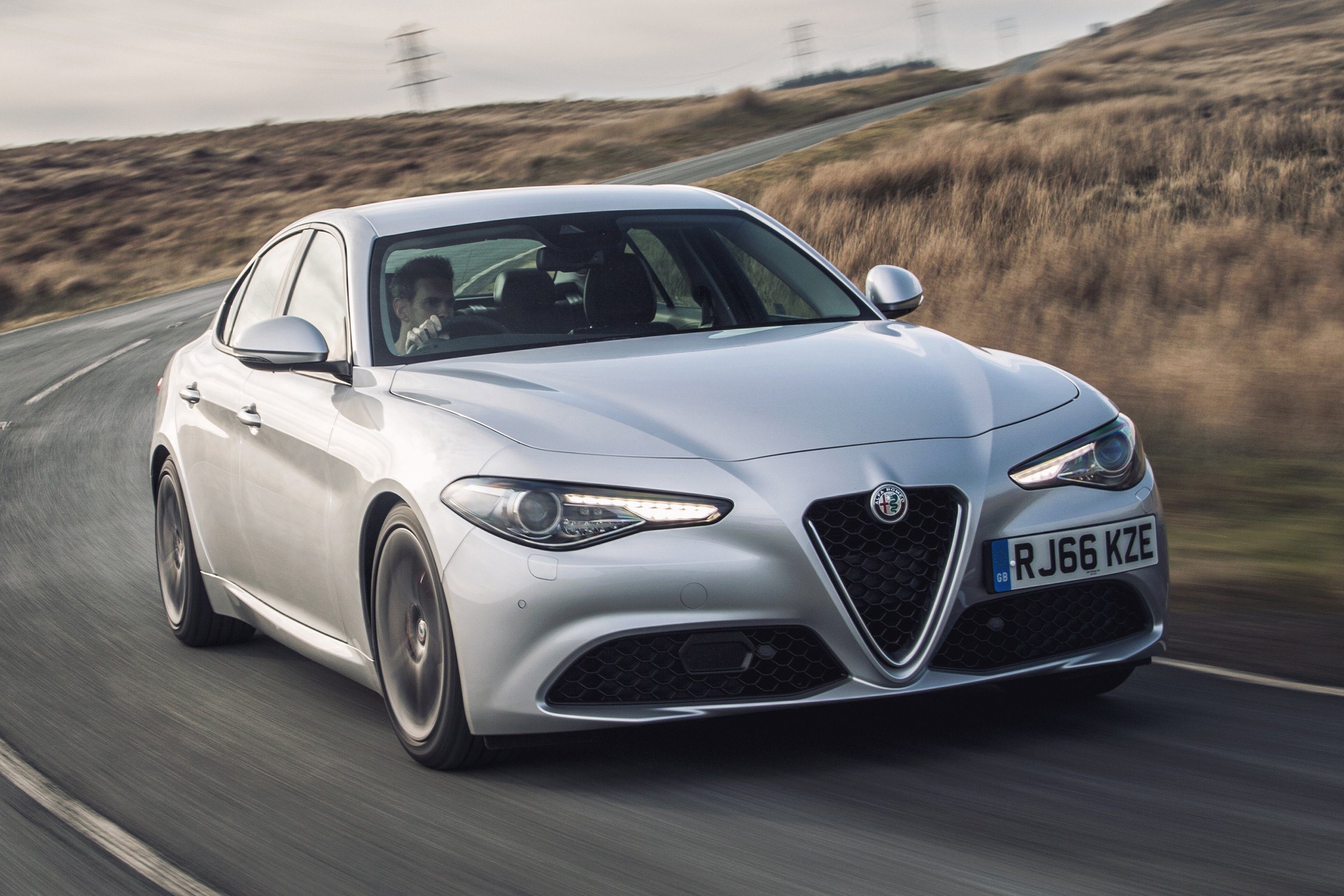 alfa-romeo-giulia-10.jpg