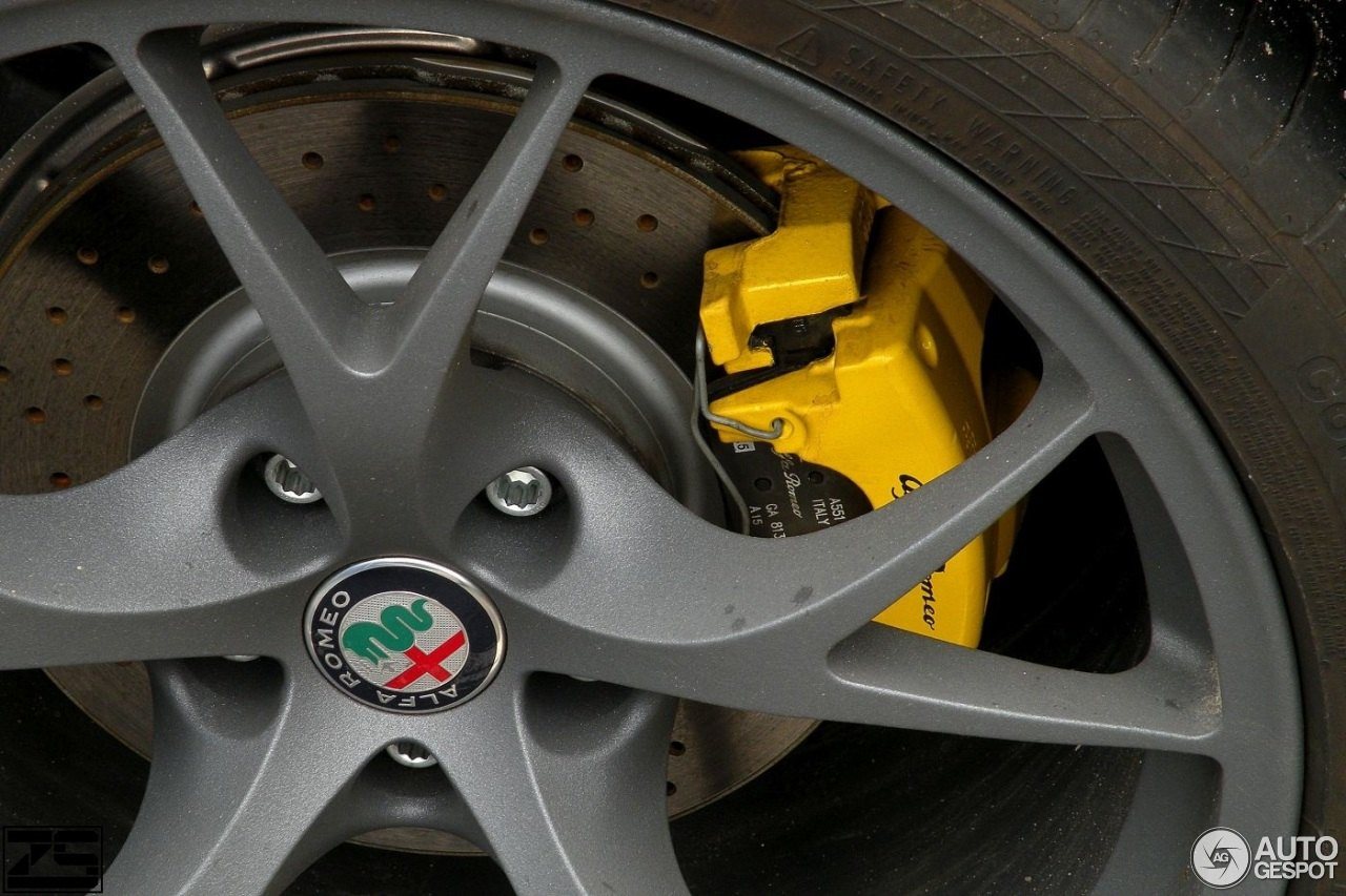 alfa-romeo-giulia-quadrifoglio-c874201072017152809_7.jpg