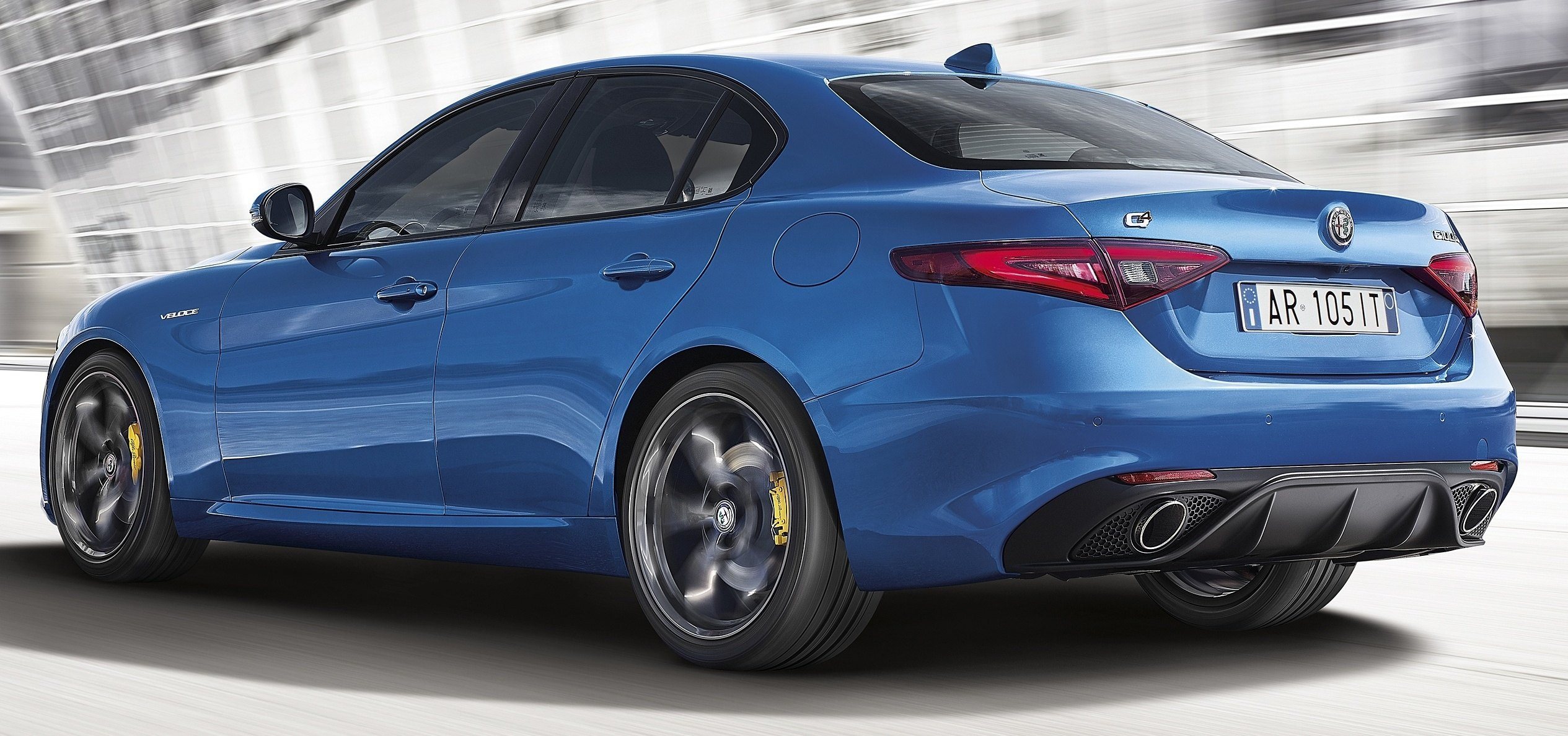 Alfa-Romeo-Giulia-Veloce-2-e1474424849983.jpg