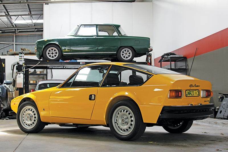 alfa-romeo-jz-rear.jpg