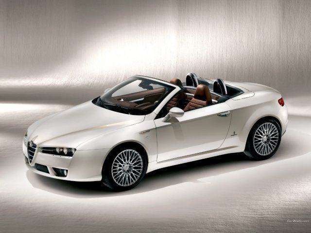 Alfa Romeo Spider (939) 2006-1.jpg