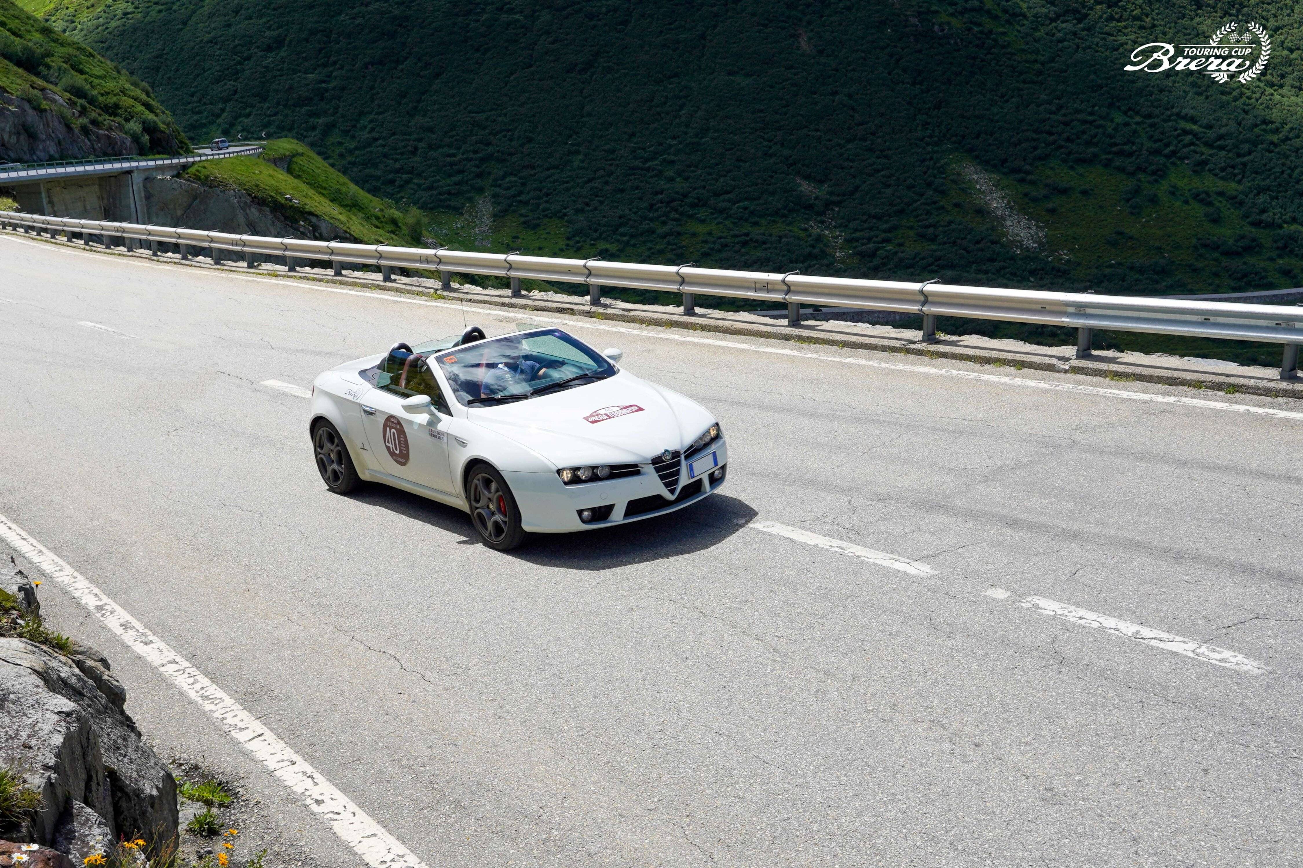 Alfa Romeo Spider Q4 - Furka Pass.jpg