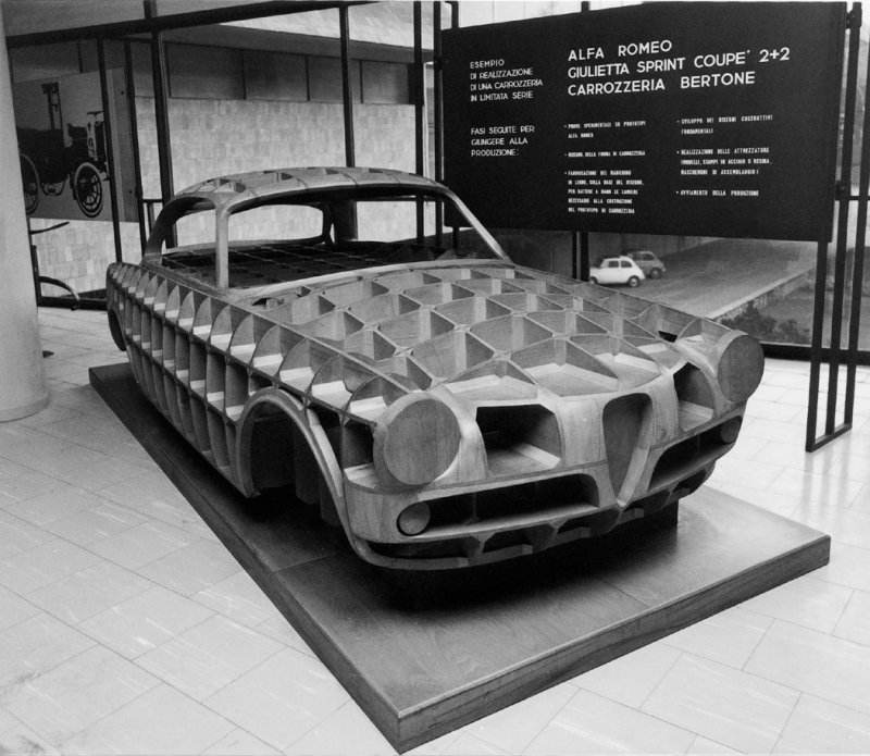 alfa_giulietta28s.jpg