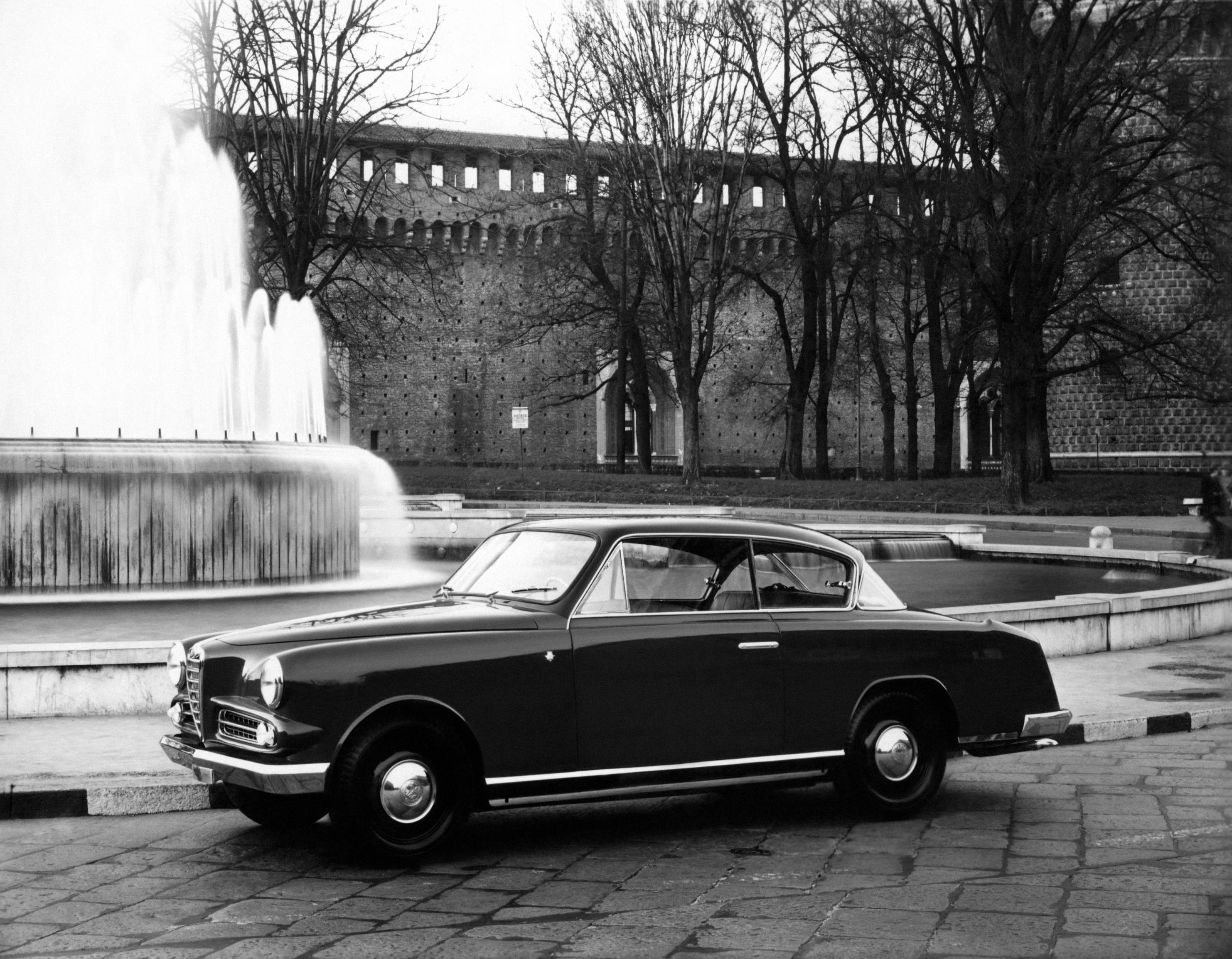 alfa_romeo_1900_l_berlina_gazzella.jpeg