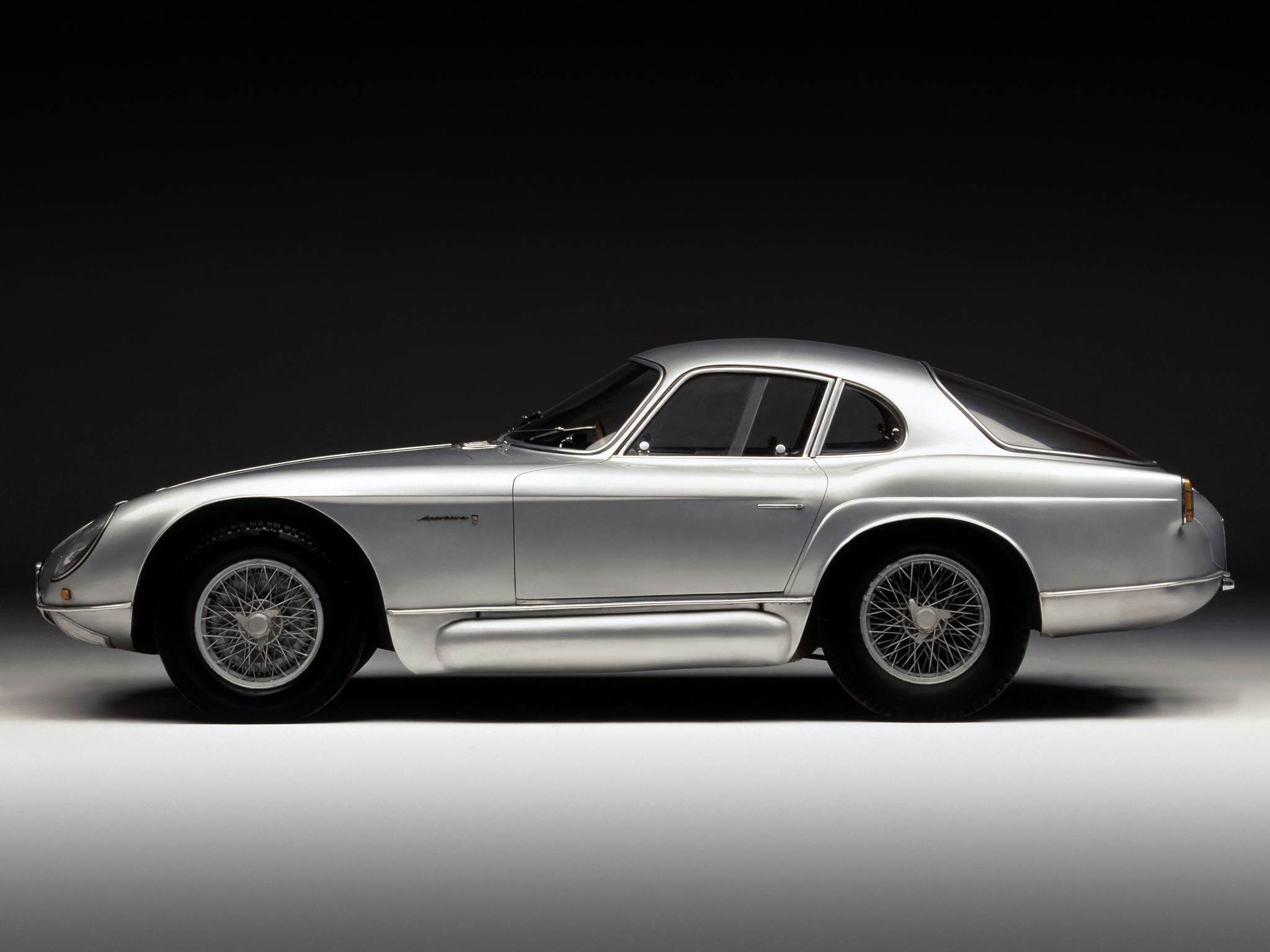 alfa_romeo_2000_sportiva_coupe_1.jpeg