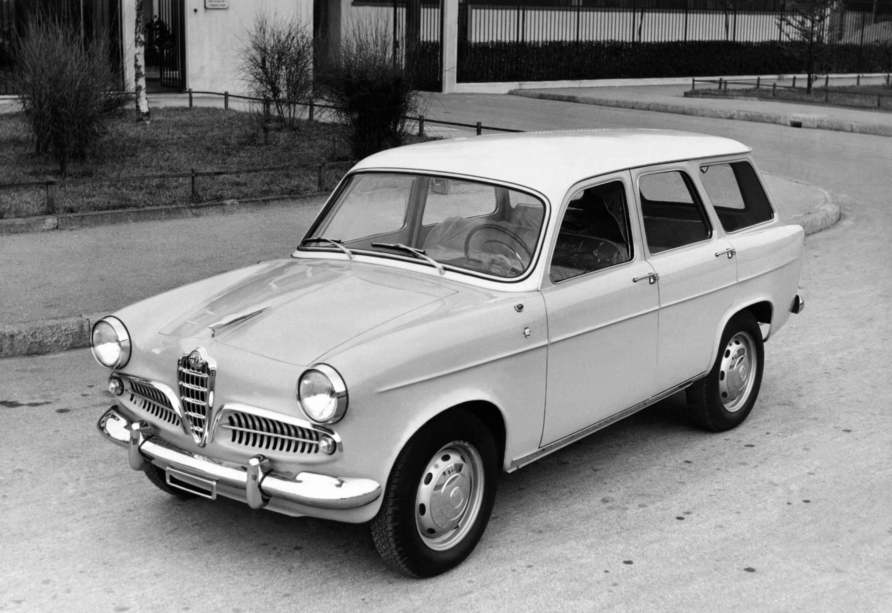 alfa_romeo_giulietta_Weekendina della Boneschi 1958.jpeg