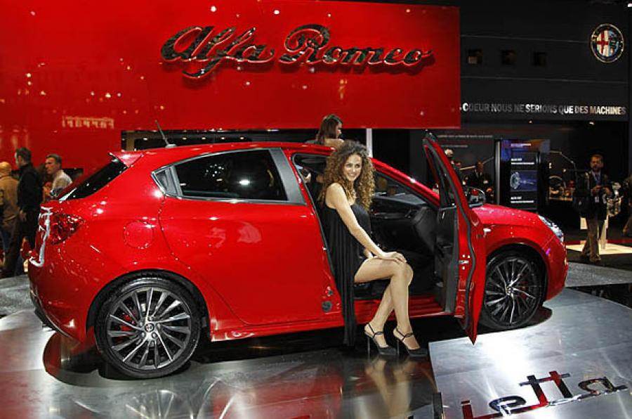 alfaromeo-giulietta-3091010114241343612x408_12.jpg