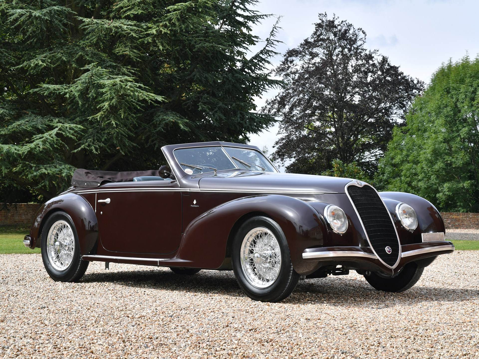 AR 6C 2500 Sport Cabriolet 1939.jpg