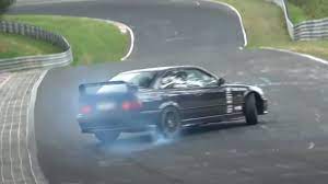 auto veloce.jpg