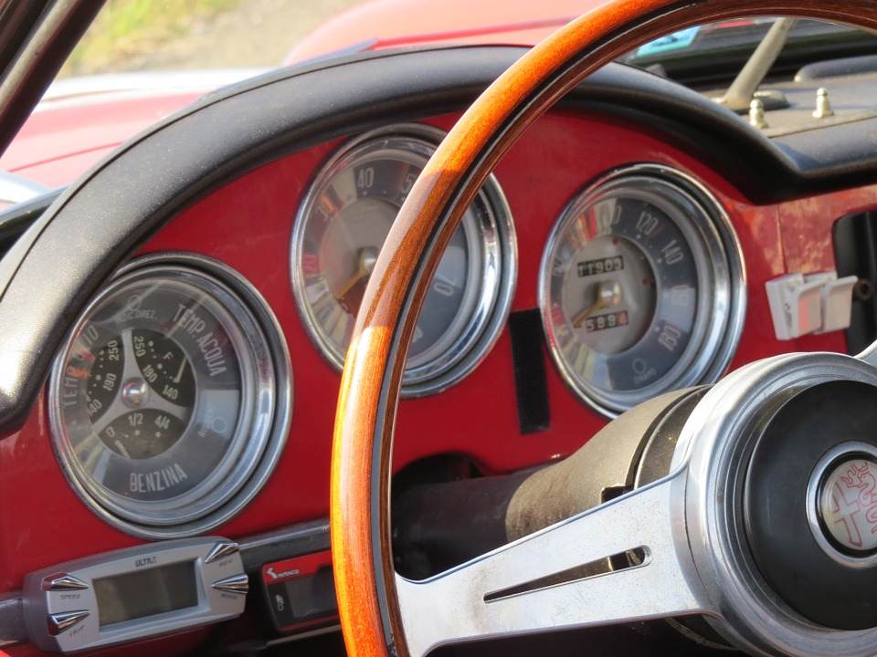 automotive-680338_960_720.jpg