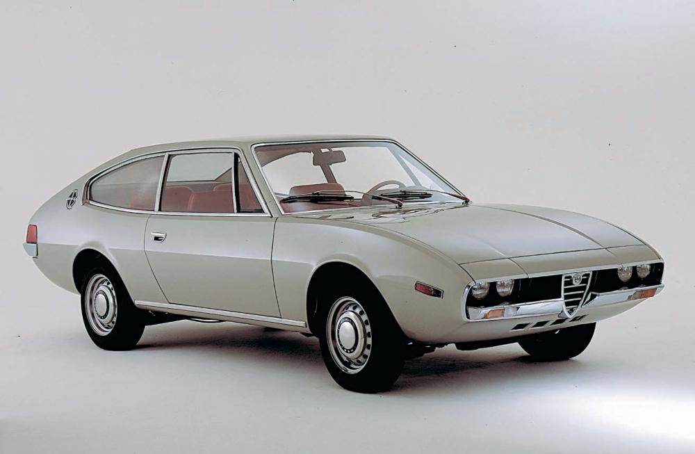 B_alfa-romeo-1750-coupe-prototipo_15.jpg