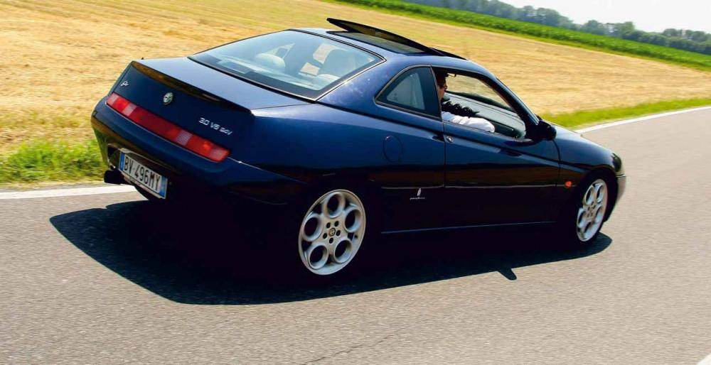 B_alfa-romeo-gtvspider_1.jpg