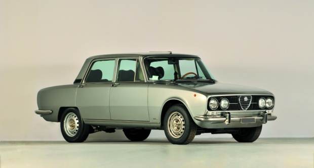 berlina_2000_grise_-_656845_bo_1.jpg