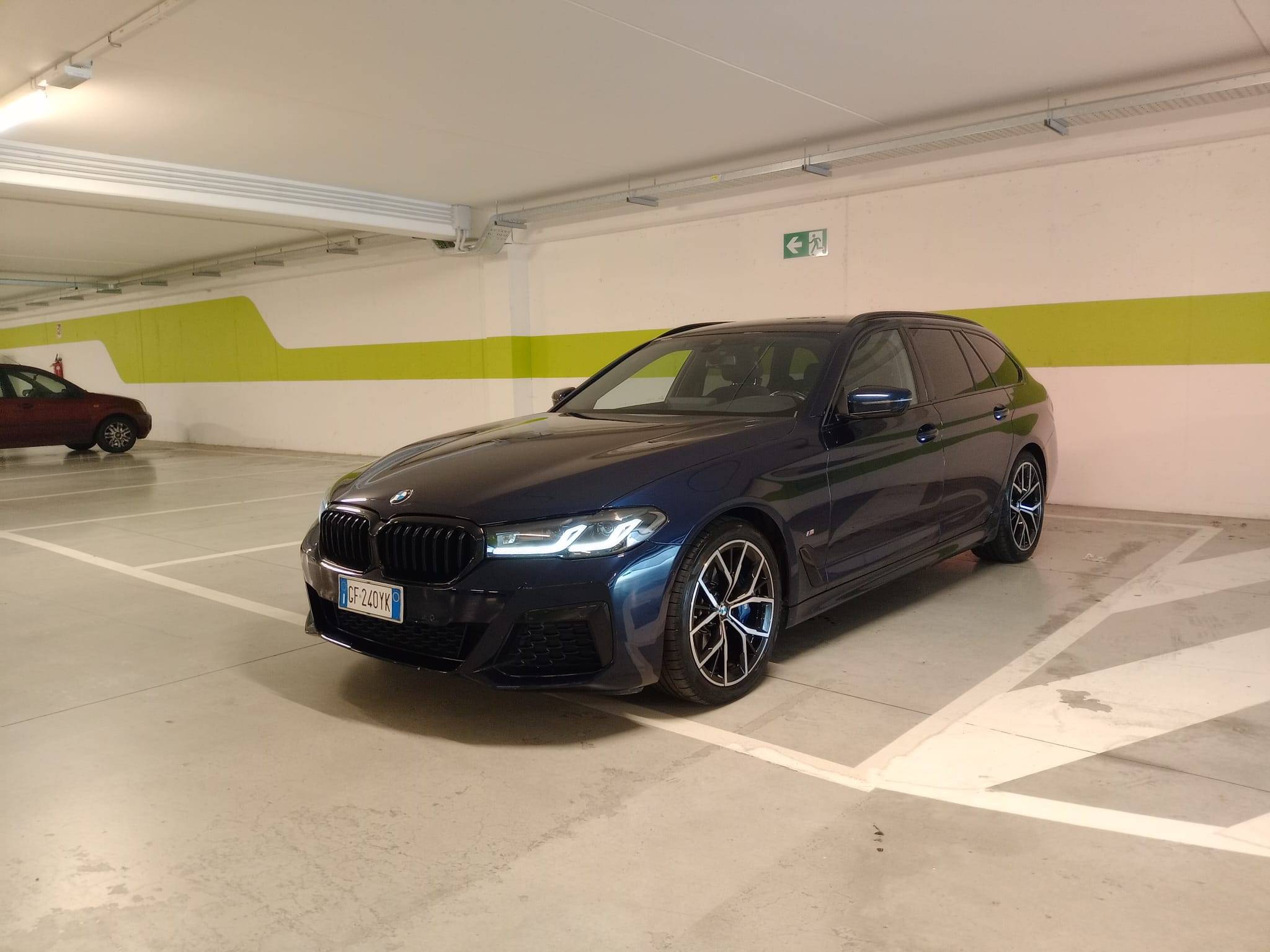 bmw_4.jpg