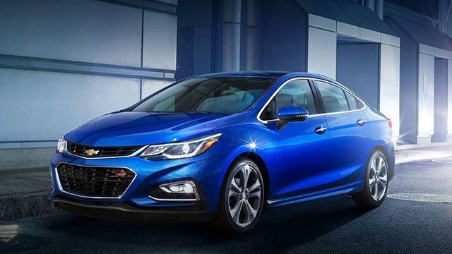 ca-2017-chevrolet-cruze-compact-car-mo-masthead-640x360-01.jpg