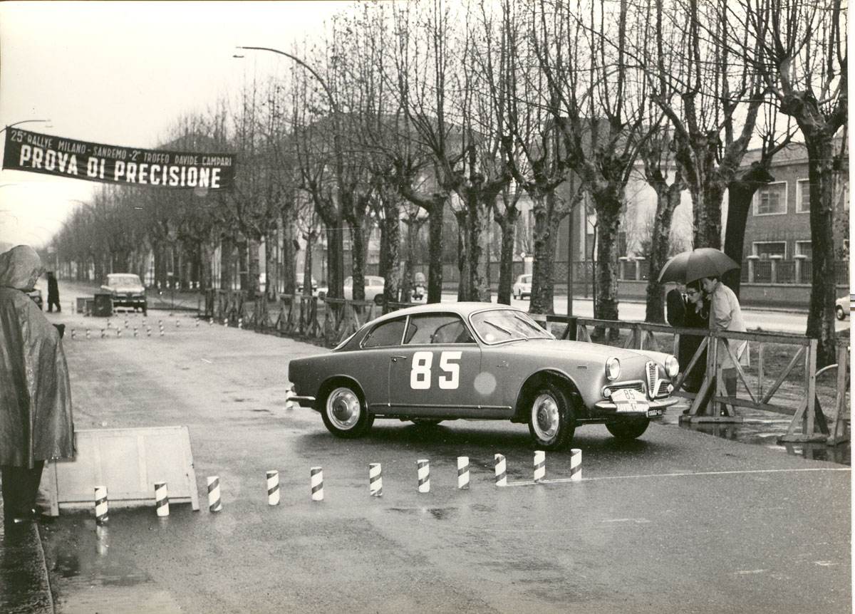 CSM_63_A_AR_Giulietta_Sprint_prova_precisione-1.jpg