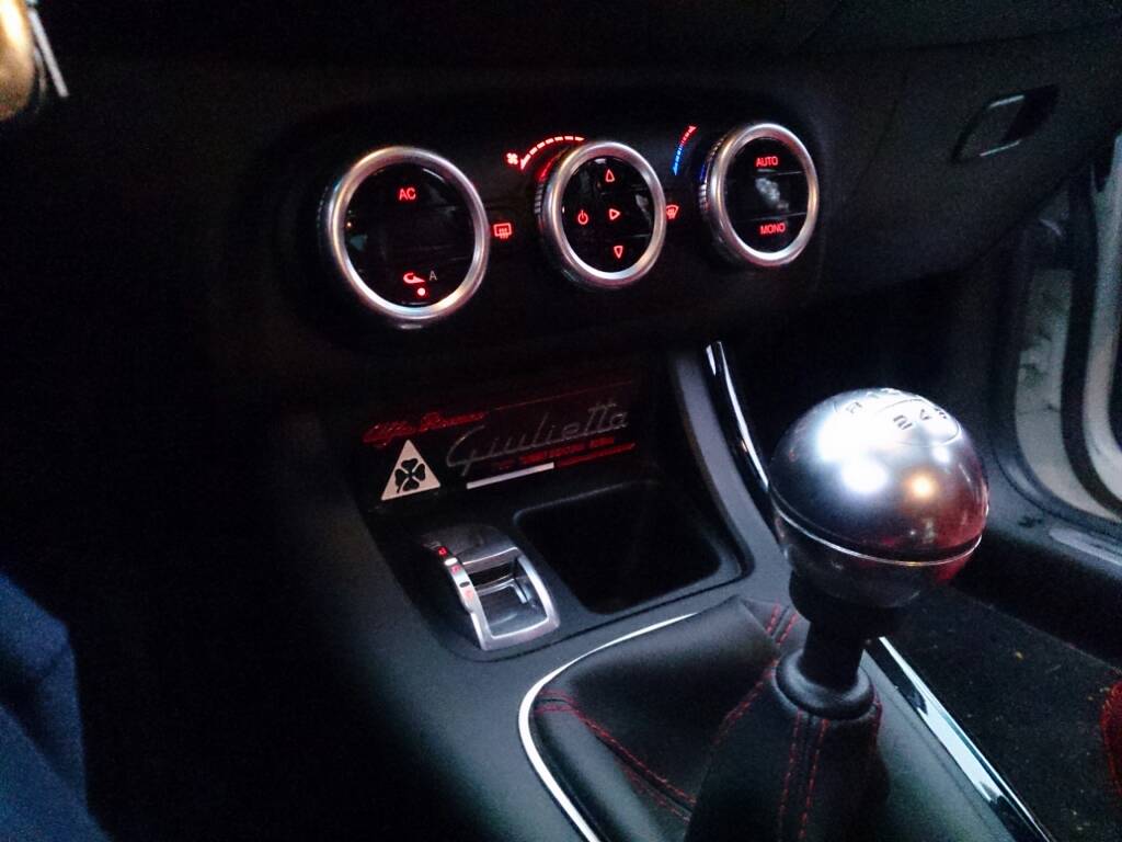 DSC_7137.JPG DSC_7137.JPG