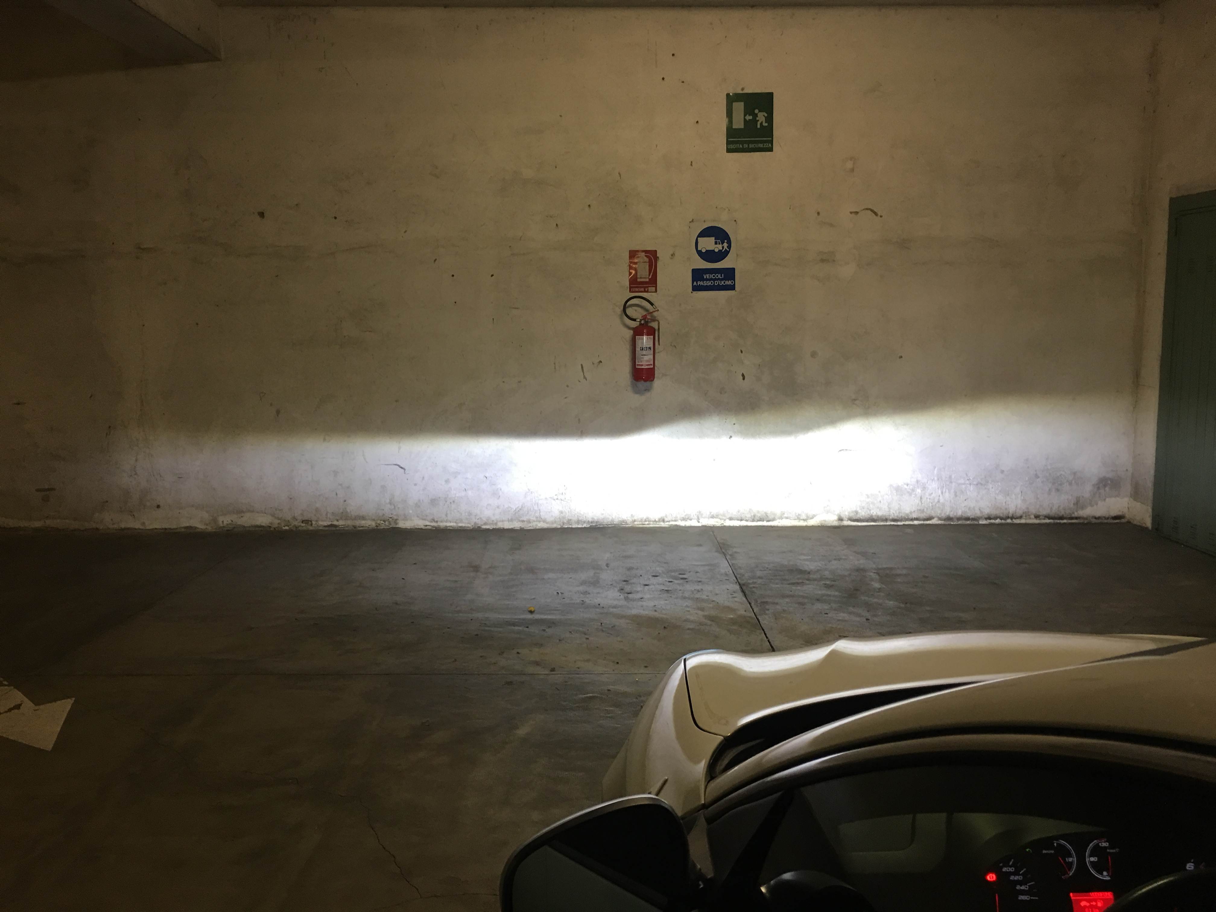 Eklight V6_VS MAXGTRS_1_(EKLIGHT).JPG