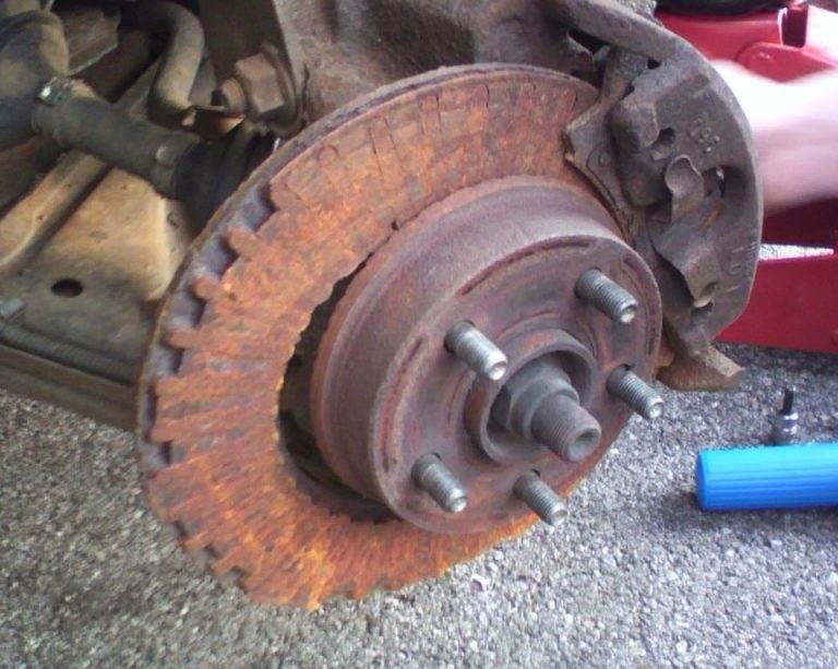Example-of-a-worn-down-brake-rotor-768x613.jpg