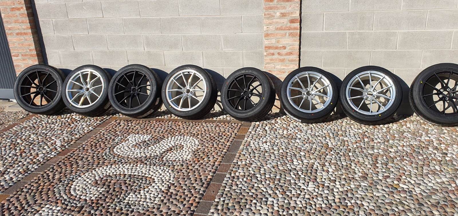 f8babca5-e1e1-41f5-bc85-8c64f726fe35.jpg