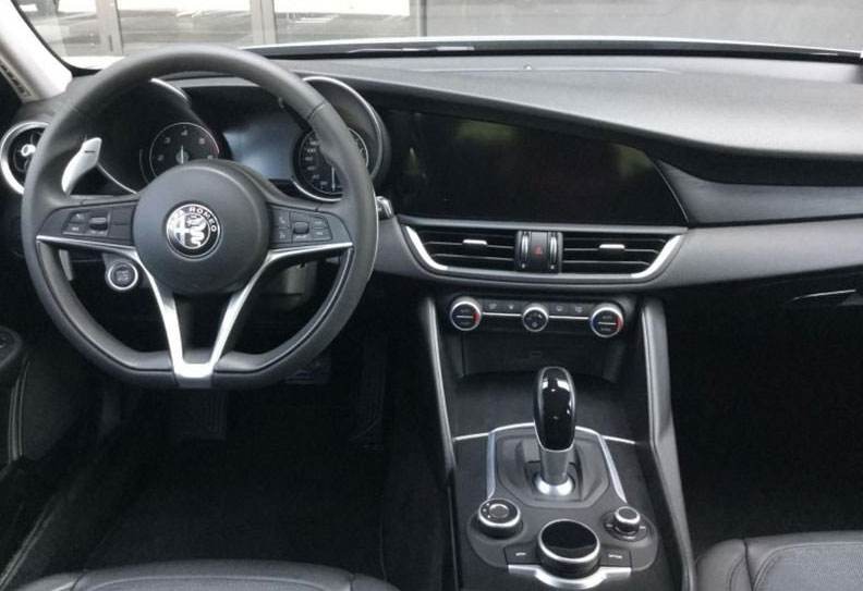 Giulia-5.jpg